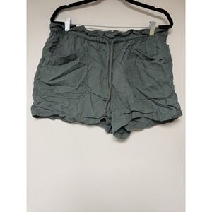 Universal Threads Women's Olive Green‎ Short Size XL